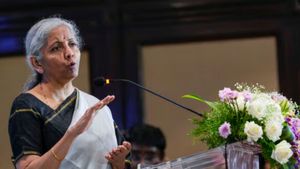 மிடில் கிளாஸ் மக்களுக்கும் விடிவுகாலம் பிறக்குமா? நிர்மலா சீதாராமன் அளித்த பதில்! டிரெண்டான X பதிவு 