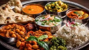  சைவப் பிரியர்களுக்கு ஷாக்.. 20% அதிகரித்த வெஜ் மீல்ஸ் விலை! அசைவப் பிரியர்களுக்கு கொண்டாட்டம்!