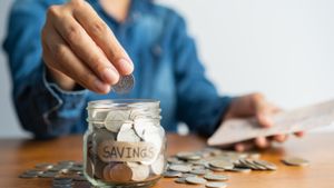 எவ்ளோ சம்பாதிச்சாலும் கையில காசு நிக்கமாட்டிங்குதா.. இதை ஃபாலோ பண்ணுங்க..!