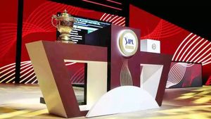  IPL: சவுதி அரேபியாவில் இன்று நடக்கும் ஐபிஎல் ஏலத்திற்கான ரேஸ்.. எந்த அணியிடம் எவ்வளவு பணம் இருக்கு? 