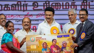 ஜனவரி மாதம் ரூ.1,000 மகளிர் உரிமை தொகை கிடைக்குமா? அமைச்சரே இப்படி சொல்லிட்டாரே..! 