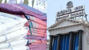 இலவச வேட்டி, சேலை விநியோகம் எப்போது தொடங்கும்? – வெளியானது முக்கியமான அப்டேட்..