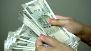  மாதம் பென்ஷனாக ரூ.5,500 பெறுவது எப்படி? குடிமக்களுக்கு மாத வருமானம் தரும் அசத்தல் திட்டம்!