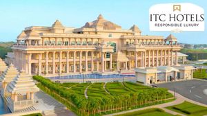 ஐடிசி ஹோட்டல் பங்குகள் பங்குச் சந்தைக்குள் வந்தது.. BSE-ல் ரூ.188, NSE-ல் ரூ.180க்கும் பட்டியல்..!!