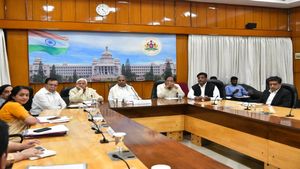 பெங்களூர்-ல் புது சிட்டி.. அதிகரிக்கும் மக்கள் கூட்டத்தை சமாளிக்க கர்நாடக அரசின் சூப்பர் திட்டம்..!