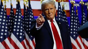  டிரம்பின் பதவியேற்பு.. பல லட்சங்களை நன்கொடையாக குவிக்கும் டெக் நிறுவனங்கள்..! 