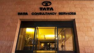 TCS ஊழியர்கள் ஷாக்.. சம்பளத்தில் கைவைத்த நிர்வாகம்.. என்ன நடக்குது..?!