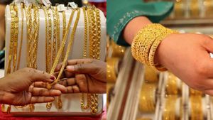 தங்கம் வாங்க போறீங்களா? செக் வைக்கும் தங்கம்? இனி வாங்க முடியாது போல இருக்கே..!!