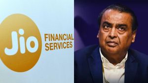  SBI-ஐ தூக்கி போட்ட அம்பானி..  ஜியோ பேமெண்ட்ஸ் வங்கியின் முழுப் பங்குகளையும் திரும்ப பெற திட்டம்!.