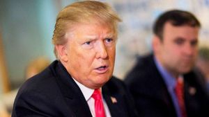 ஏப்ரல் 2 முதல் டிரம்பின் வரி ஆட்டம்.. இந்த பங்குகளை எல்லாம் கொஞ்சம் கவனமாக பாருங்க..!