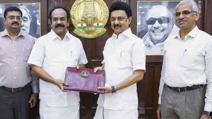 தமிழ்நாடு பட்ஜெட் 2025: பள்ளி, கல்லூரி மாணவர்களுக்கு புதிய நலத்திட்டங்கள்! வெளியான பட்ஜெட் அறிவிப்பு