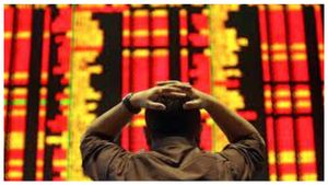 பங்குச் சந்தைகளில் மரண அடி, சென்செக்ஸ் 3,900 புள்ளிகள் வீழ்ச்சி.. 1 நொடியில் ரூ.19 லட்சம் கோடி அவுட்..!