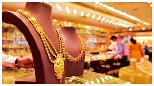 7% குறைந்த தங்கம் விலை.. ஓடி வந்த மக்கள்.. மகிழ்ச்சியில் நகைக்கடைக்காரர்கள்..!