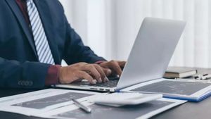 ஒரே வருடத்தில் ரூ.5.5 லட்சம் டூ ரூ.45 லட்சம்.. 8 மடங்கு உயர்ந்த சம்பளம்! அசுர வளர்ச்சியடைந்த டெக்கி!