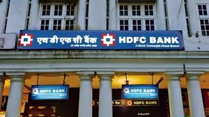 HDFC வங்கியில் கடன் வாங்கியவர்களுக்கு குட்நியூஸ்.. ஈஎம்ஐ சுமை குறையப்போகுது..!!