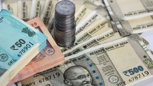 ரூபாய் மதிப்பு தடாலடி உயர்வு.. ஆனா ஒரு செக்.. முதலீட்டாளர்களை பயமுறுத்தும் பாகிஸ்தான் பிரச்சனை..!