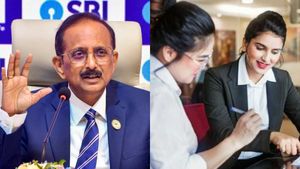 18000 பேருக்கு வேலை வாய்ப்பு.. 10 ஆண்டுகளில் இல்லாத எஸ்பிஐ வங்கியின் மிகப்பெரிய திட்டம்..!!