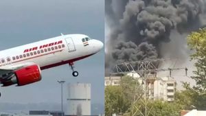 அகமதாபாத் ஏர் இந்தியா விமான விபத்து.. விமானப் பங்குகள் பலத்த சரிவு.!!