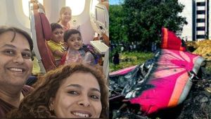 லண்டனில் செட்டிலாக 3 குழந்தைகளோடு புறப்பட்ட மருத்துவர்.. குடும்பமே விமான விபத்தில் பலியான சோகம்..