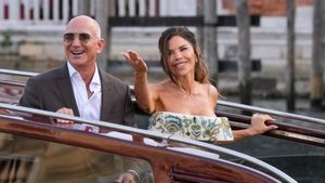 ரூ.460 கோடி செலவில் அமேசான் நிறுவனர் ஜெஃப் பெசோஸுக்கு திருமணம்.. களைகட்டியது கொண்டாட்டம்..!!