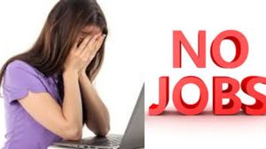 தலைகீழாக மாறிய டிரெண்ட்.. Arts பிரிவு மாணவர்களுக்கு வேலை ரெடி.. இன்ஜினியர், ஐடி பட்டதாரிகள் கதறல்..! 