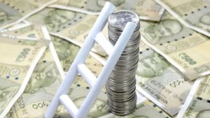 ரூ.20 ஆயிரம் சம்பளத்தில் ரூ.35 லட்சம் சேமிப்பு.. எப்படி சாத்தியம்.?  வெற்றிக்கான ரகசியம் இதுதான்..!