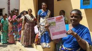 உங்களுக்கு இன்னும் மகளிர் உரிமைத் தொகை கிடைக்கலயா? இந்த தேதியில் இருந்து விண்ணப்பிக்கலாம் தெரியுமா?