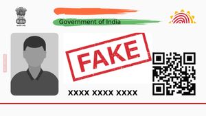 அதிகரிக்கும் மோசடிகள்: போலி ஆதார் கார்டை கண்டறிவது எப்படி? – UIDAI அறிமுகம் செய்துள்ள புதிய வசதி!!