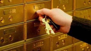 வங்கி லாக்கரில் தங்க நகைகளை வைப்பது பாதுகாப்பானதா..? இப்படியொரு பிரச்சனை இருப்பது தெரியுமா..?