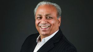 ஐடி துறையில் வசந்த காலம் முடிந்தது.. குண்டை தூக்கிப்போட்ட சி பி குர்னானி