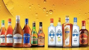 கைமாறியது Imperial Blue விஸ்கி பிராண்ட்.. ரூ.4,150 கோடிக்கு வாங்கிய திலக்நகர் இண்டஸ்ட்ரீஸ் நிறுவனம்