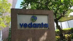 வேதாந்தா ஒரு பொய் மூட்டை!! கடன்களை மறைத்து மோசடி செய்கிறது – அமெரிக்க நிறுவனம் புகார்..