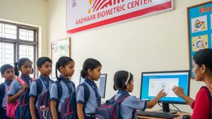 உங்க குழந்தையோட ஆதார் அப்டேட் செய்யனுமா? – அலைய தேவையில்லை.. இதை முதல்ல படிங்க..