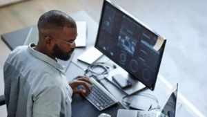 2 ஆண்டுகளில் ரூ.6 லட்சத்திலிருந்து ரூ.26 லட்சம் வருமானம்.. பெங்களூரு டெக்கியின் அசுர வளர்ச்சி..!!