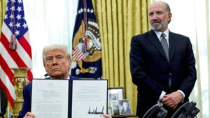 அமெரிக்காதான் நஷ்டமடையும்.. மருந்து இறக்குமதி கட்டண அச்சுறுத்தலுக்கு இந்திய நிறுவனங்கள் பதிலடி!!