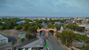 ரூ.5000 கோடி FD கொண்ட உலகின் பணக்கார கிராமம்.. குஜராத்தில் உள்ள இந்த கிராமம் பற்றி தெரியுமா?