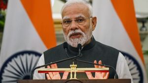 டிரம்ப்-க்கு நெத்தியடி கொடுத்த மோடி.. வரி விதிக்கட்டும் பார்த்துக்கலாம்..!!