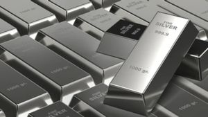 இனி வெள்ளி தான்! வந்தாச்சு சிக்னல்- மத்திய வங்கிகள் தங்கத்தை விடுத்து வெள்ளியை வாங்குவது ஏன்?