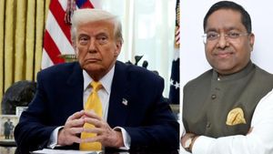 Trump Tariffs: வெளியுறவு அமைச்சகம் வெளியிட்ட பரபர அறிக்கை.. 140 கோடி மக்கள் தான் முக்கியம்!!