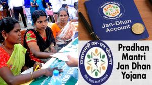 15 லட்சம் ஜன்தன் கணக்குகள் நீக்கம்!! ஜன்தன் கணக்கு வைத்திருப்பவர்கள் என்ன செய்ய வேண்டும்?