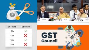 பிரதமர் மோடி அறிவித்த தீபாவளி பரிசு: ஜிஎஸ்டி சீர்த்திருத்தம் எப்போது? நாளை ஜிஎஸ்டி கவுன்சில் ஆலோசனை