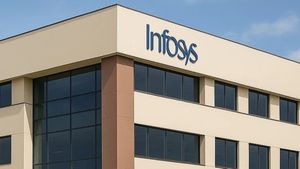  Restart With Infosys: ரூ. 50,000 ரிவார்டு திட்டம்.. பெண்களுக்கு அசத்தல் அப்டேட்.!!