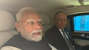 டிரம்ப் எதிர்ப்பை அலட்சியப்படுத்திய புதின்.. காரில் மோடியுடன் 45 நிமிடங்கள் உரையாடல்..!!