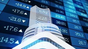 சரிவுடன் முடிந்த பங்குச் சந்தை.. 124 பங்குகள் 52 வார உச்சம் ஏற்றம்.. 64 பங்குகள் 52 வார சரிவு..!!