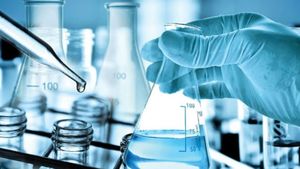 வளர்ச்சி காணும் EV..  பேட்டரி கெமிக்கல், லித்தியம் அயன் தொழில்நுட்பத்திற்கான அதிகரித்து வரும் தேவை.!