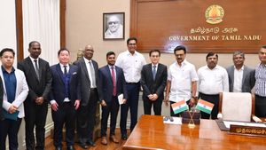 தமிழ்நாடு அரசின் தரமான சம்பவம்!! ரூ.15,000 கோடியை முதலீடு செய்கிறது ஃபாக்ஸ்கான் நிறுவனம்..