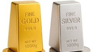 தங்கம் Vs வெள்ளி: தற்போதைய சூழலில் எதில் முதலீடு செய்தால் லாபம் கிடைக்கும்?