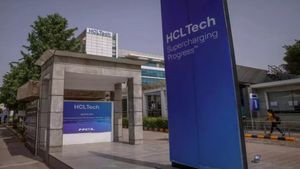 HCL நிறுவன ஊழியர்களுக்கு மிகப்பெரிய சர்ப்ரைஸ்.. பண மழை கொட்டப் போகுது.. சம்பள உயர்வு அறிவிப்பு..!!