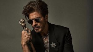 தனி ஜெட் விமானம் முதல் ஆடம்பர பங்களா வரை.. ஷாருக்கானின் மொத்த சொத்து மதிப்பு ரூ.12,490 கோடி..!!