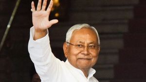 தேர்தலில் போட்டியிடாமலே 10 முறை முதலமைச்சர் பதவி.. பீகாரின் அடையாளம் நிதிஷ்குமார்..!!